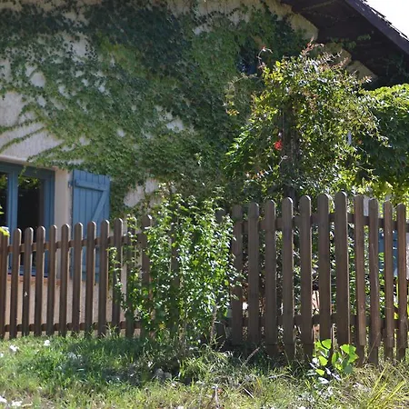 Dom wakacyjny Au Du Gouyre