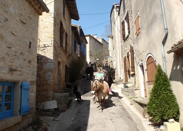 Casa de Férias Au Du Gouyre Puygaillard-de-Quercy