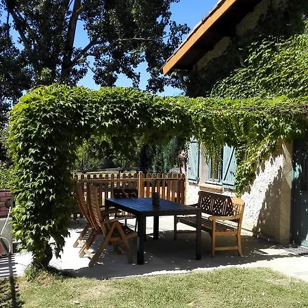 Gite Au Lac Du Gouyre