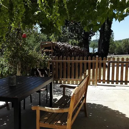 Gite Au Lac Du Gouyre Puygaillard-de-Quercy